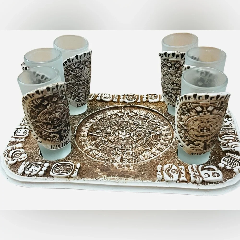 Vintage Mexico Riviera Maya With Calendar Style Tequila Shot Glasses w/ Base